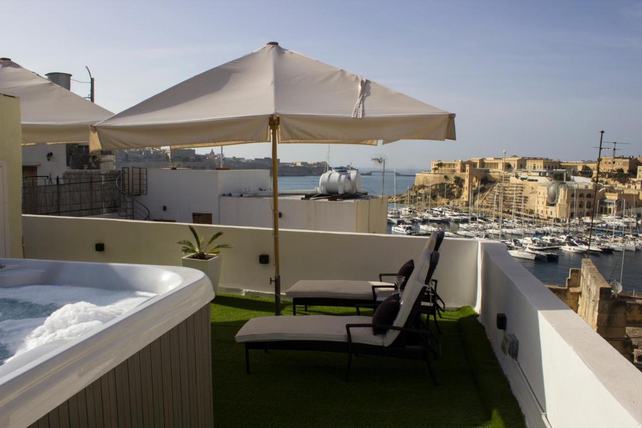 Апартаменты Bebirgu Palazzino Luxury 2 Jacuzzi To Share Экстерьер фото